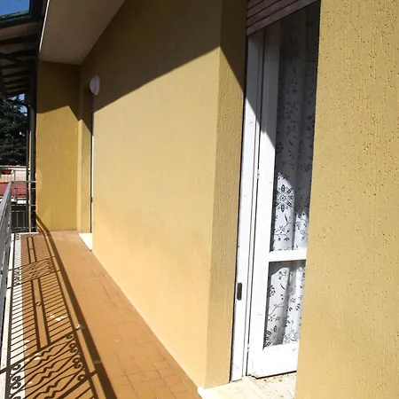 Ca' Moretti Konukevi